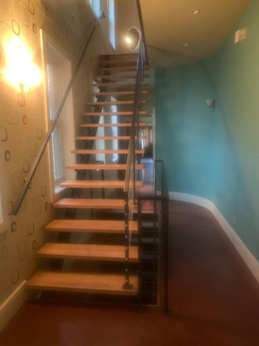 Merry Mansion East Dubuque المظهر الخارجي الصورة