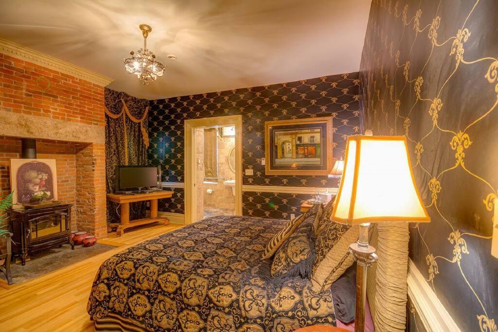 Merry Mansion East Dubuque المظهر الخارجي الصورة