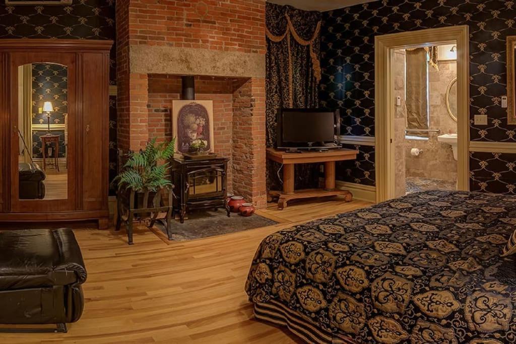 Merry Mansion East Dubuque المظهر الخارجي الصورة